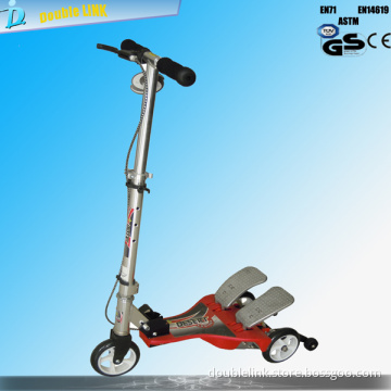 2015 latest funny dual-pedal foot scooter